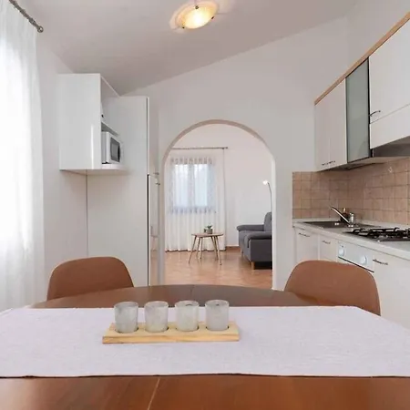 In - Istrien 43248 Apartment *