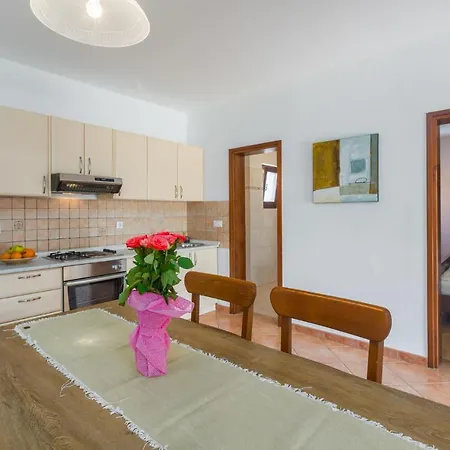 In - Istrien 43248 Apartment