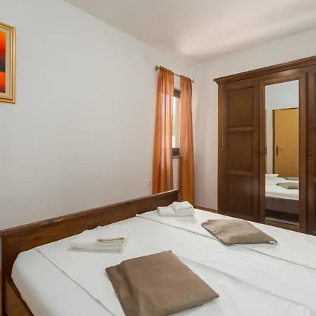 In - Istrien 43248 Apartment